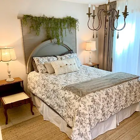 Central French Charm In Tucson Extérieur photo