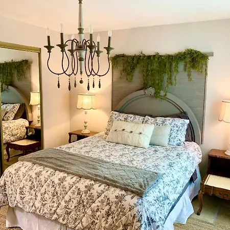 Central French Charm In Tucson Extérieur photo