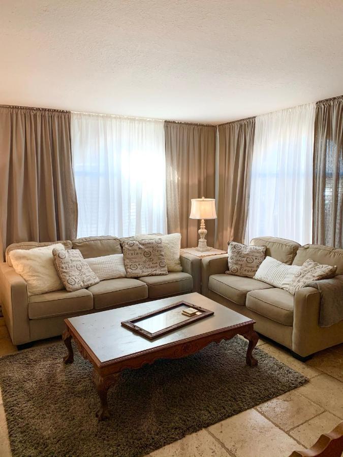 French Charm In Holiday home *